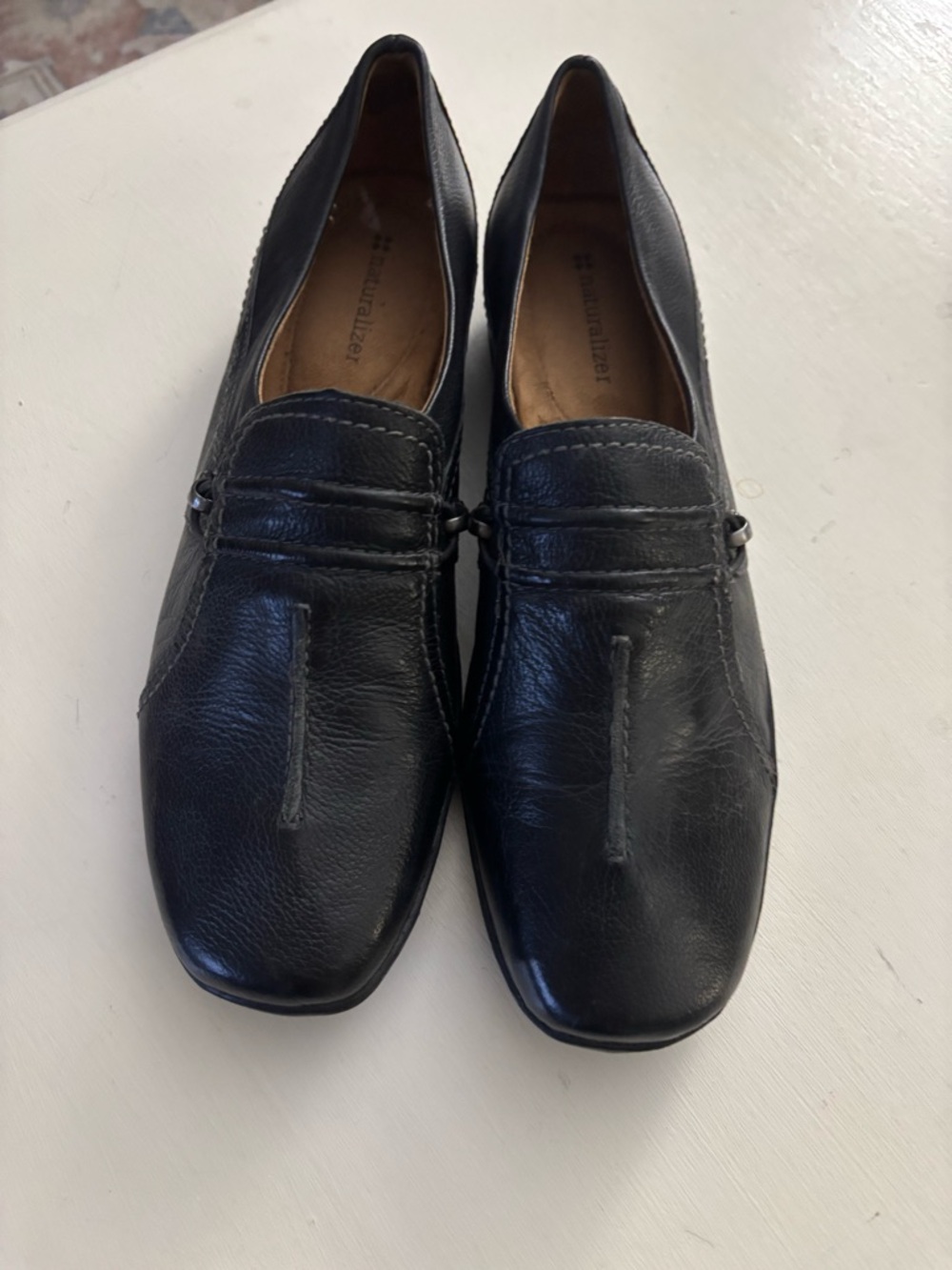 Naturalizer  Women’s Black Leather Slip-On Loafers Size 8.5